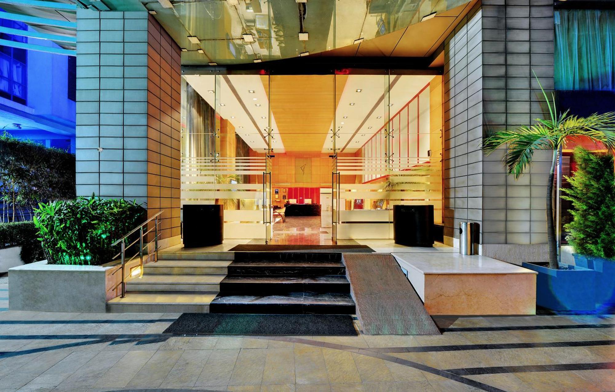 Iris The Business Hotel Bangalore Exterior photo